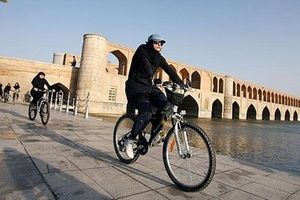 استفاده زنان از دوچرخه‌های اشتراکی در اصفهان ممنوع است