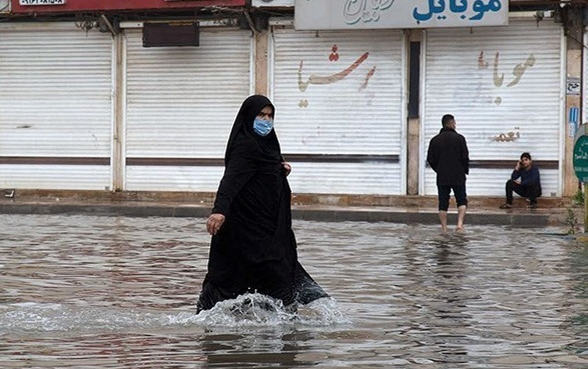 ادارات و بانکهای شهر بندرامام خمینی تعطیل شد