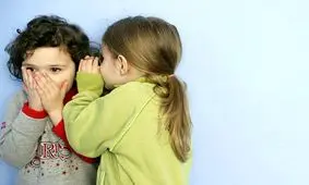 چگونه با کودک خبرچین رفتار کنیم؟