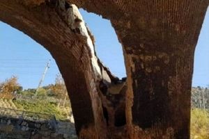 قدیمی‌ترین سازه کرج فرو ریخت/ پل دختر در مقابل باران دوام نیاورد