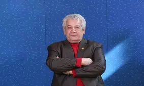 رضا فیاضی در نقش ترامپ در فیلم‌تئاتر «من ترامپ نیستم!»/ عکس