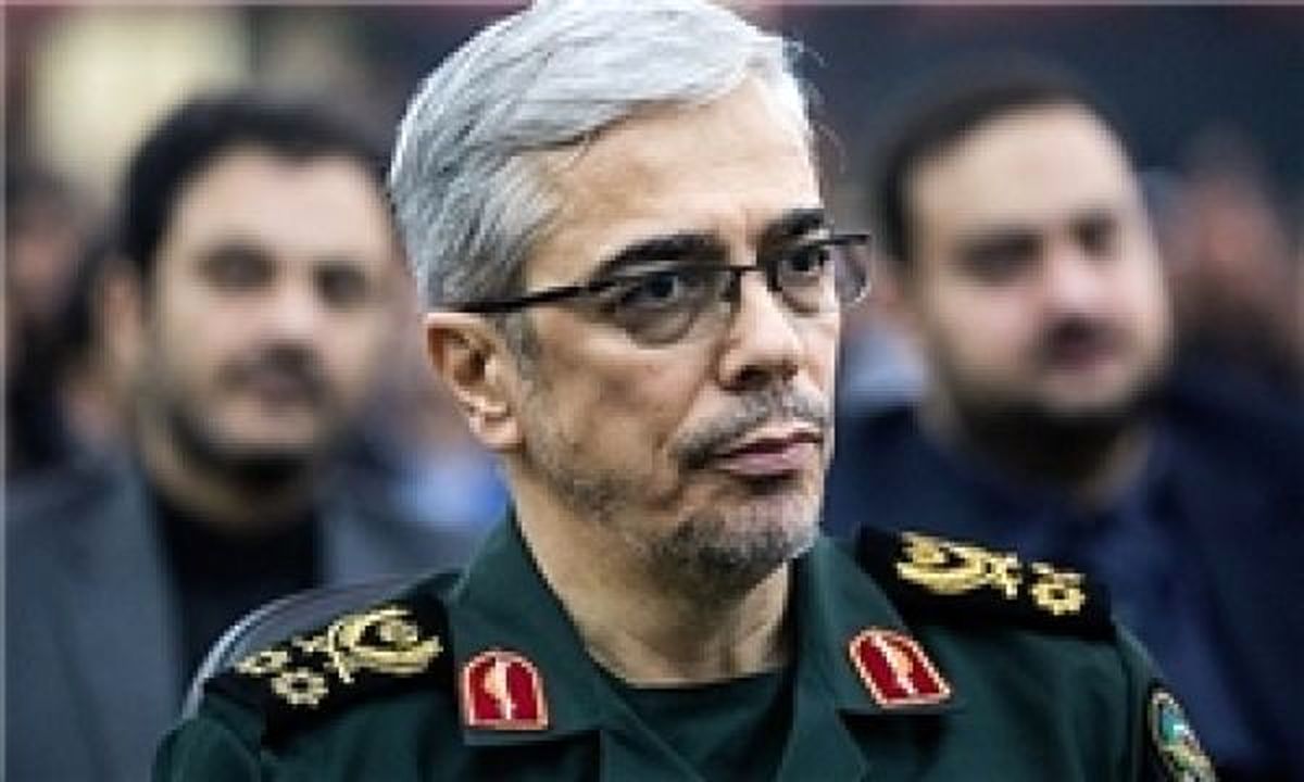 سرلشکر باقری صفحهای در فضای مجازی و شبکههای اجتماعی ندارد
