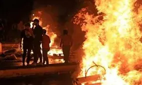 معترضان مقر حزب دموکرات کردستان در سلیمانیه را به آتش کشیدند