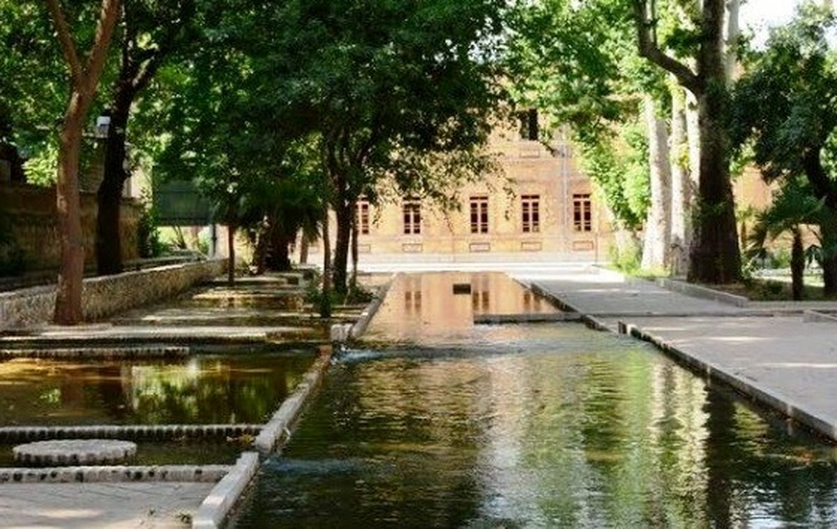آجر فرش قدیمی باغ گلستان خرمآباد کشف شد