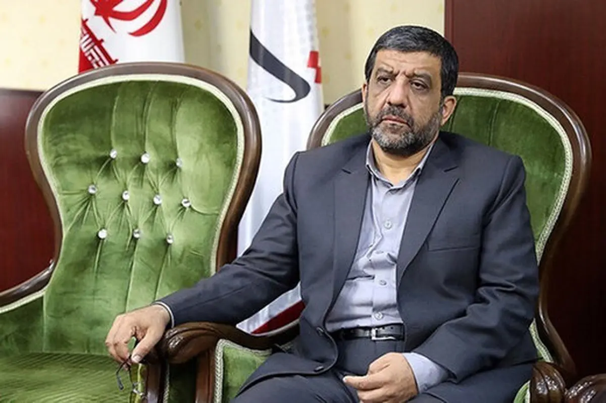 انتقاد ضرغامی از اصولگرایان: پوست خربزه زیر پای بچه‌های انقلاب انداخته‌اید