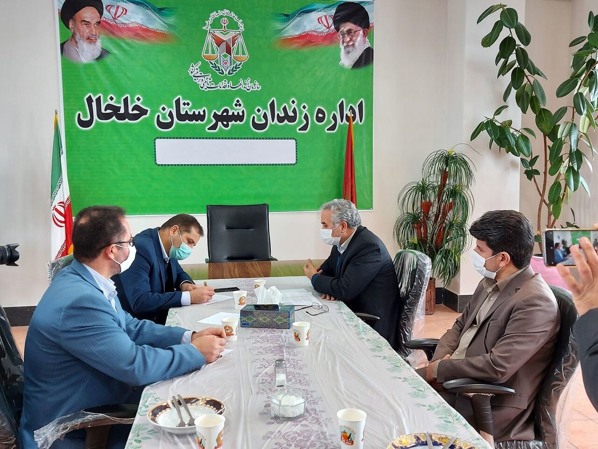 زندانیان و پرسنل زندانهای اردبیل غربالگری کرونا میشوند
