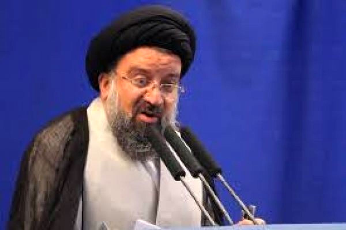 آیتالله خاتمی خطاب به ولیعهد عربستان: بچهتر از این حرفها هستی که با ایران بجنگی