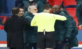 باورنکردنی؛ ترک زمین توسط PSG و باشاک در دقیقه ۲۰