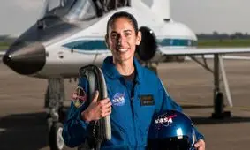 مشاور ناسا: شاید نخستین زنی که پا بر کره ماه می‌گذارد یک ایرانی باشد