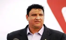 همه مربیانی که می‌بینید هم دارو می‌فروشند و هم پودر