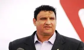 همه مربیانی که می‌بینید هم دارو می‌فروشند و هم پودر