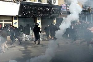 تداوم اعتراضات در سلیمانیه عراق/ درگیری ماموران و معترضین