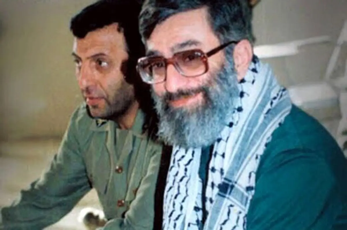 رهبر انقلاب در لباس نظامی/ عکس