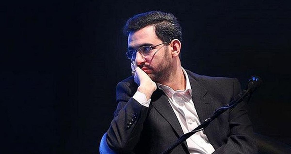 آذری جهرمی: نهادهایی که سال ۹۶ تلاش میکردند وی.او.دی ها را تعطیل کنند، حالا با فیلمهای آش و شکلاتی در این بستر فعالند/ ویدئو