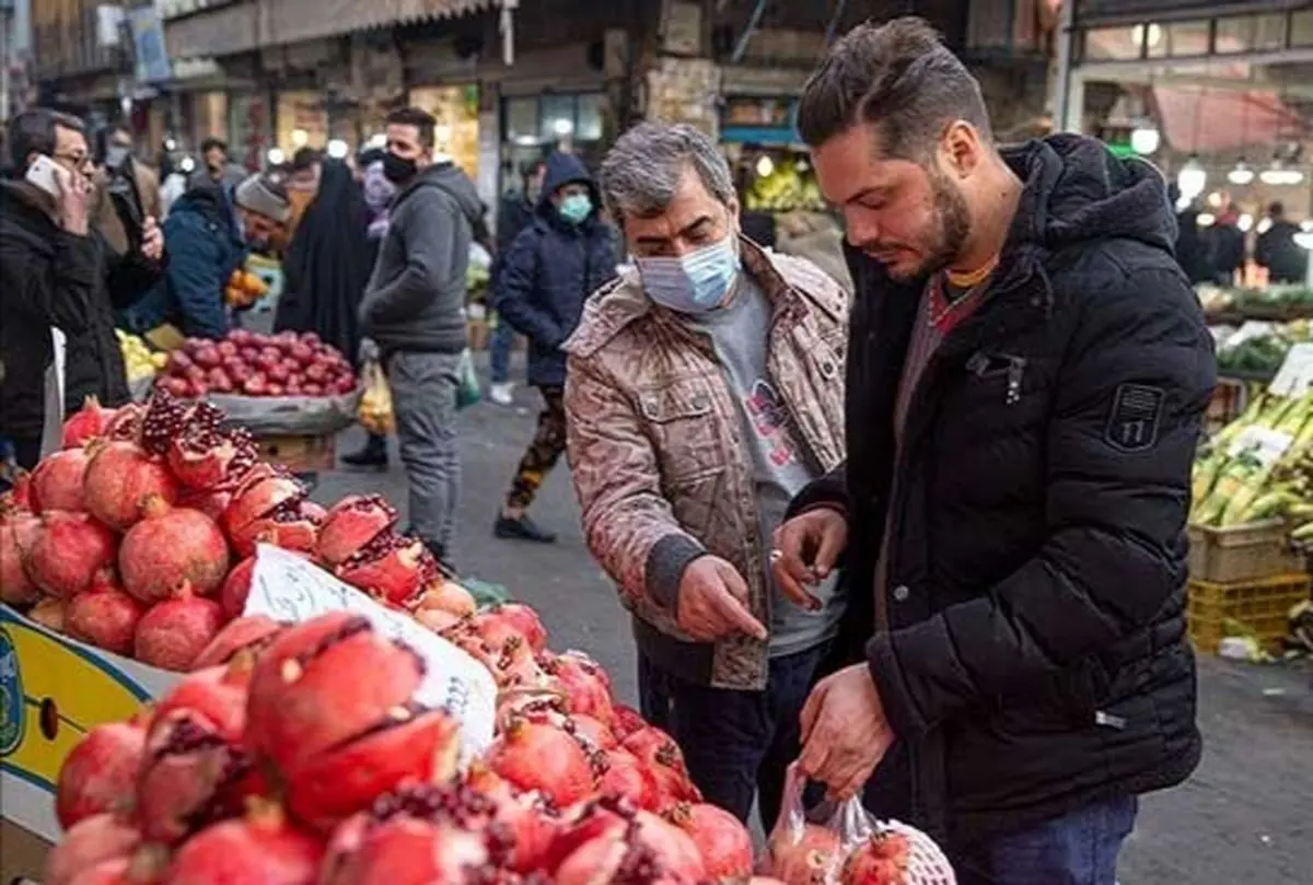 تصاویری از بازار خرید شب یلدا در تهران