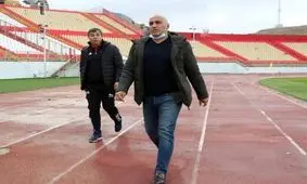 شکایت منصوریان از تراکتور