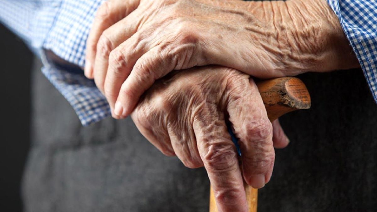 توصیه های وزارت بهداشت برای سالمندان جهت پیشگیری از کرونا