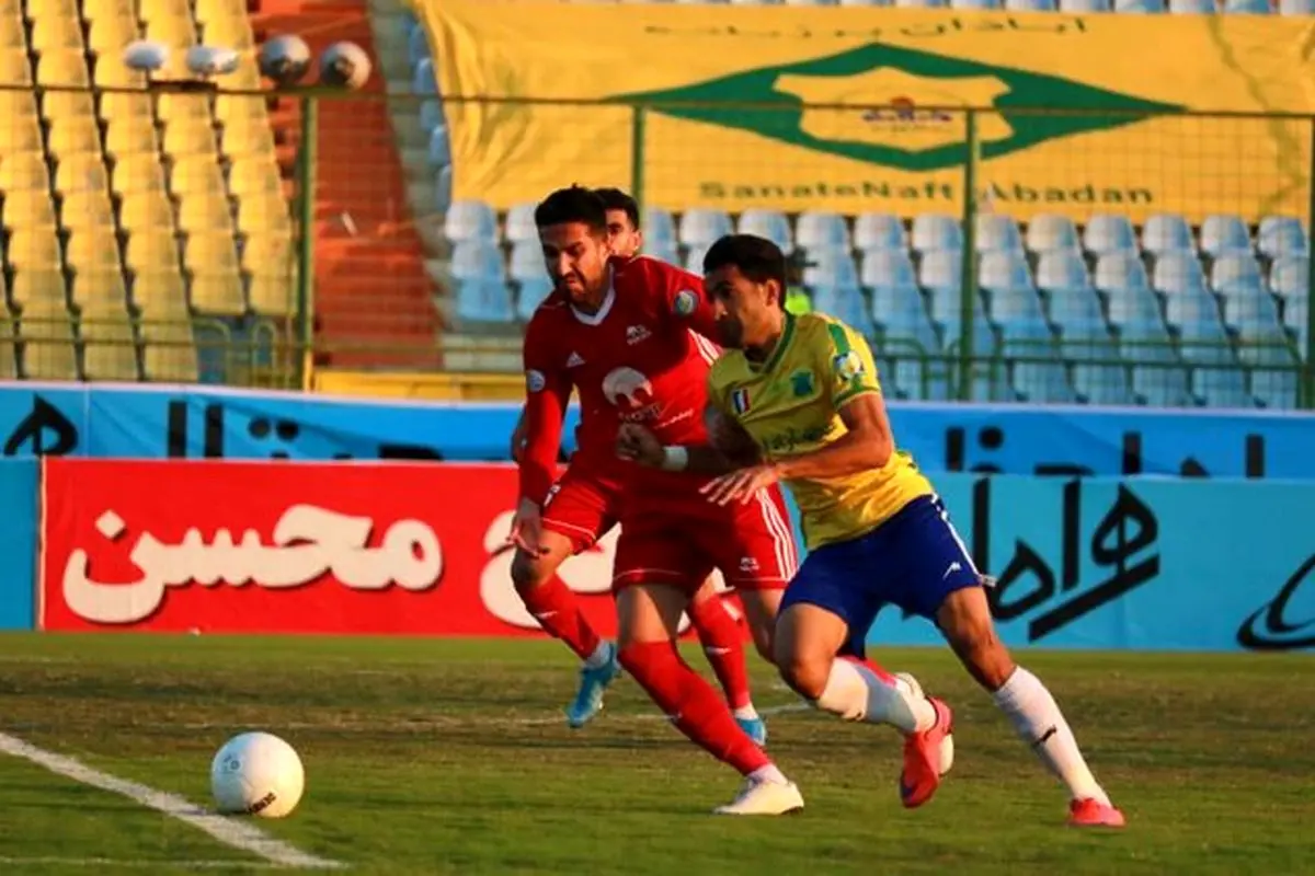 تراکتور در آبادان زمین‌گیر شد/ صنعت نفت به یک قدمی صدر جدول رسید