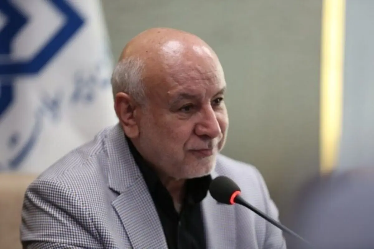 [انتقاد] به کودک همسری مزخرف است/ باید سعی کنیم زیر ۲۰ سالگی خانم ها باردار شوند