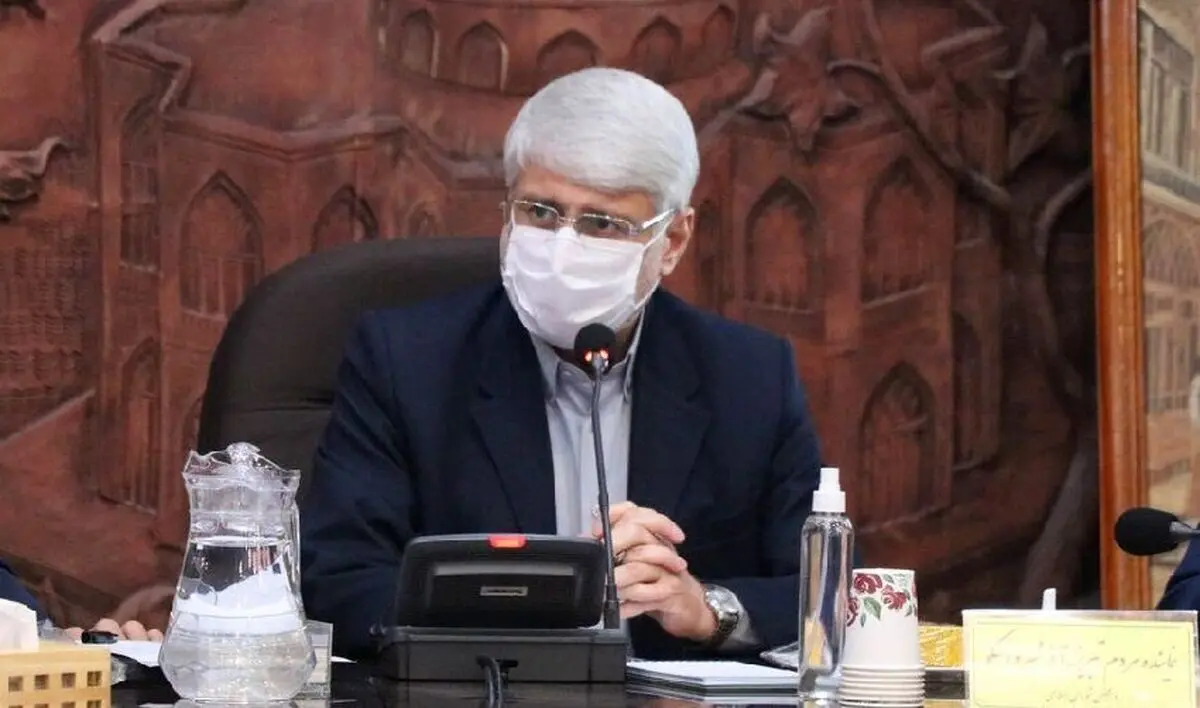 قانون، نظامیان را از ثبت نام در انتخابات منع نکرده است