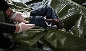 پیکر یک کوهنورد دیگر پیدا شد/ انتقال به پایین کوه به صورت دستی/ ویدئو