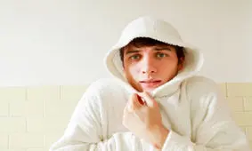 چرا همیشه احساس سرما می‌کنم؟