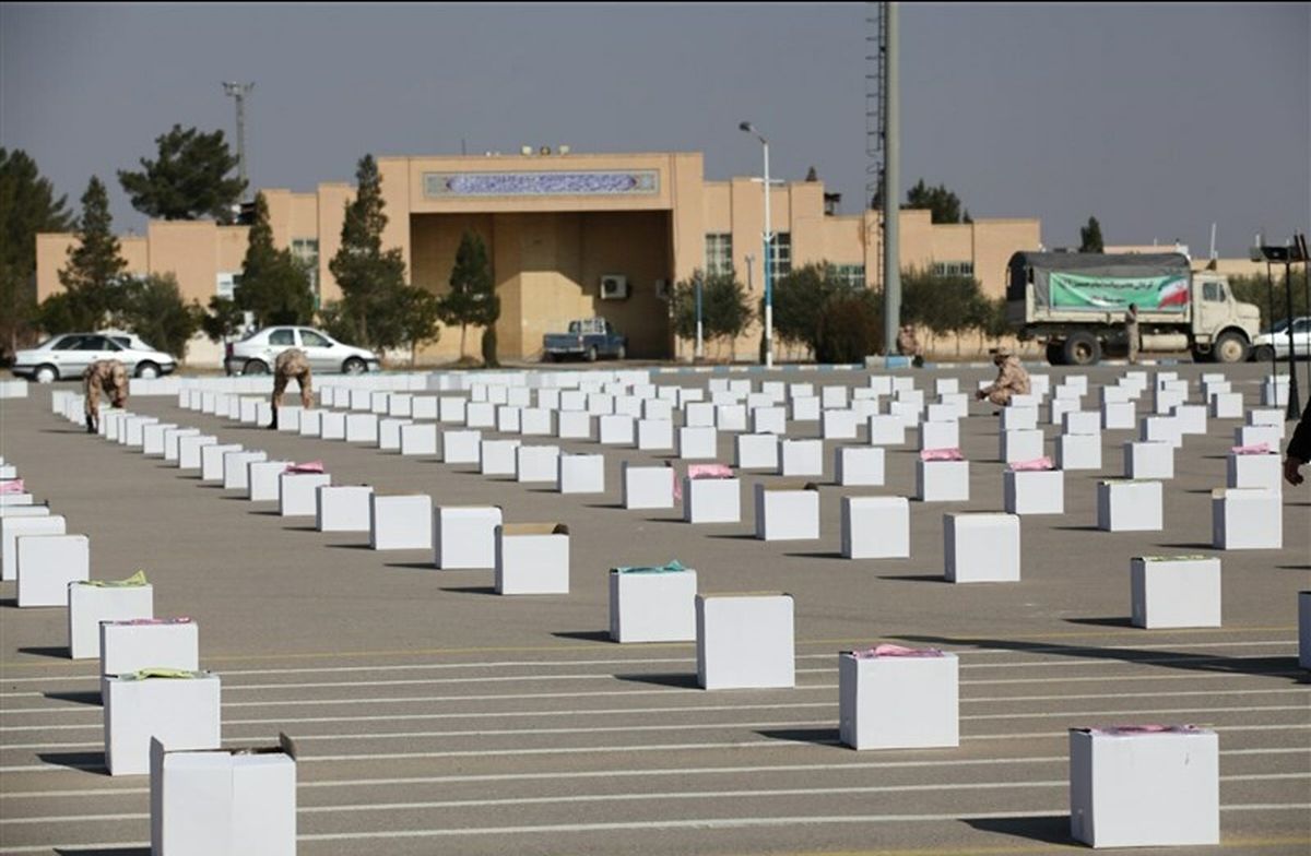 ۱۰۰۰ بسته معیشتی در سالگرد شهادت حاج قاسم میان نیازمندان آذربایجان غربی توزیع میشود