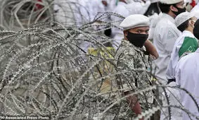 اندونزی یک گروه شبه نظامی را ممنوع‌الفعالیت کرد