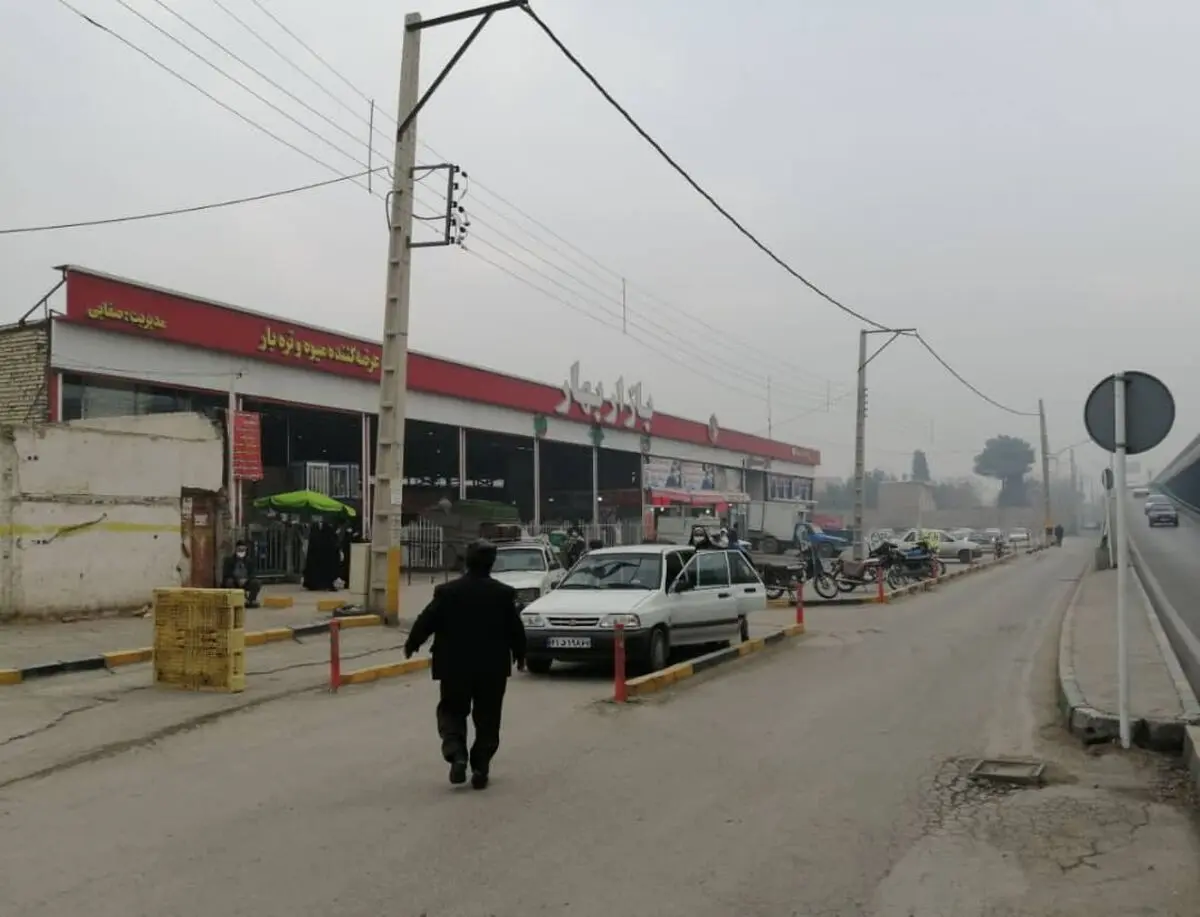 مشکل ترافیک کنارگذر خیابان امام خمینی مقابل بازارچه بهار حل شد