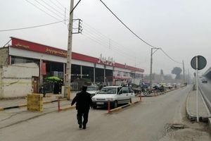 مشکل ترافیک کنارگذر خیابان امام خمینی مقابل بازارچه بهار حل شد