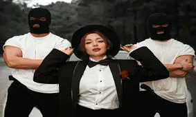 نیلی افشار کجاست؟