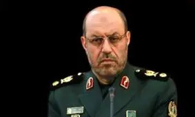 واکنش وزیر دفاع نسبت به سخنان روحانی در جمع فعالین اقتصادی/ دولت تفنگدار دیگر چیست؟ از خودشان بپرسید!