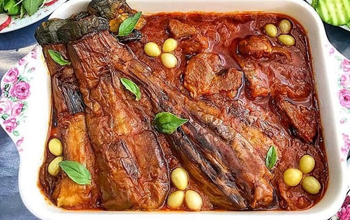 طرز تهیه خورش بادمجان مجلسی
