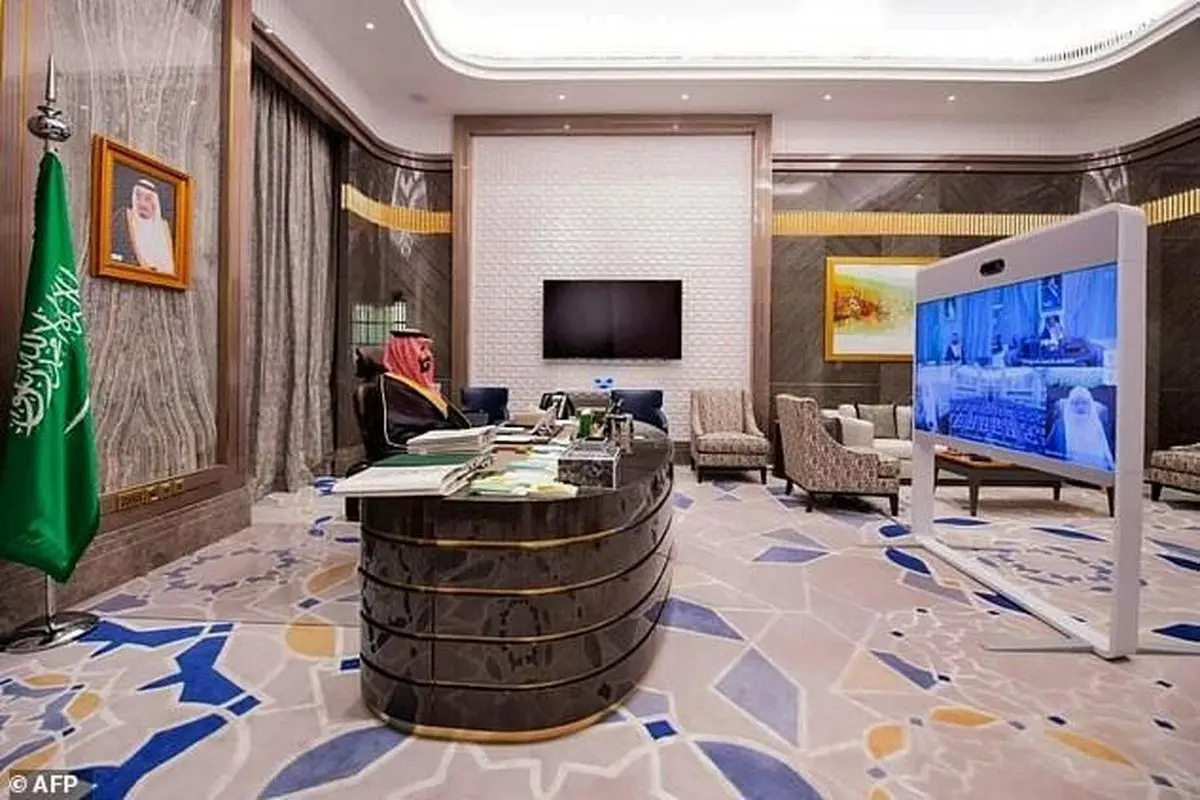 عملیات جدید ضد فساد در عربستان/ هر شخصی که رشوه و پول نقد می‌گیرد، نگران است و با خود می‌گوید که "ما بعدی هستیم؟