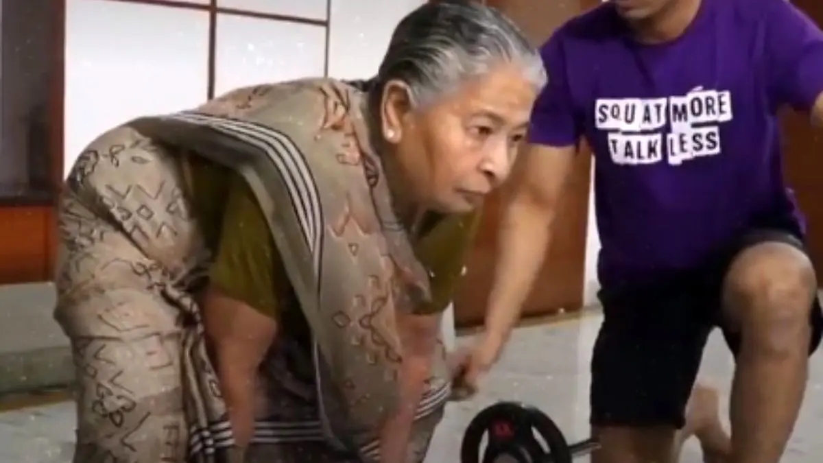 مادربزرگ هندی وزنه‌بردار شد/ عکس