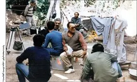 زیر سایه جنگ