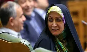 رئیس مجلس می‌خواهد مسیر بهارستان- پاستور را طی کند/ تندروها در زمین‌ آمریکا بازی می‌کنند