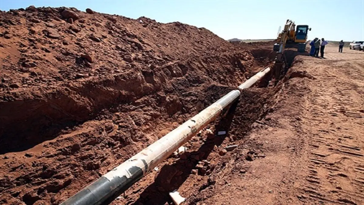 طرح انتقال آب با لوله در۱۵۰هکتار اراضی صومعه سرا اجرایی شد