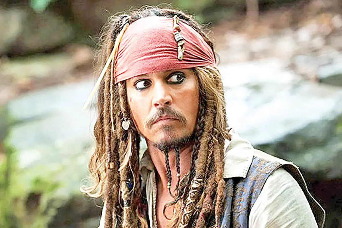 هواداران جانی دپ سنگ تمام گذاشتند