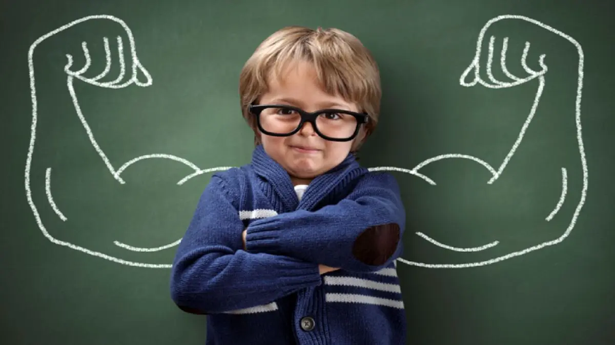 ارائه راهکار‌هایی به والدین برای تقویت عزت نفس فرزندان خود