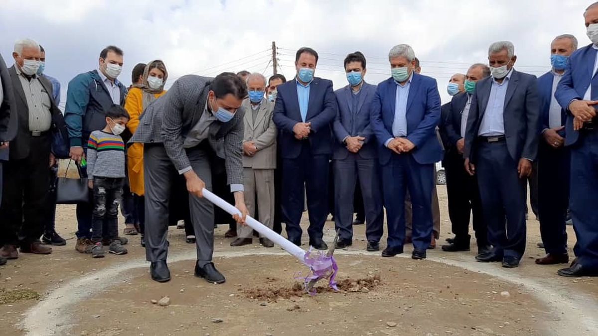 عملیات ساخت یک مدرسه سه کلاسه در روستای غرآباد رامهرمز آغاز شد