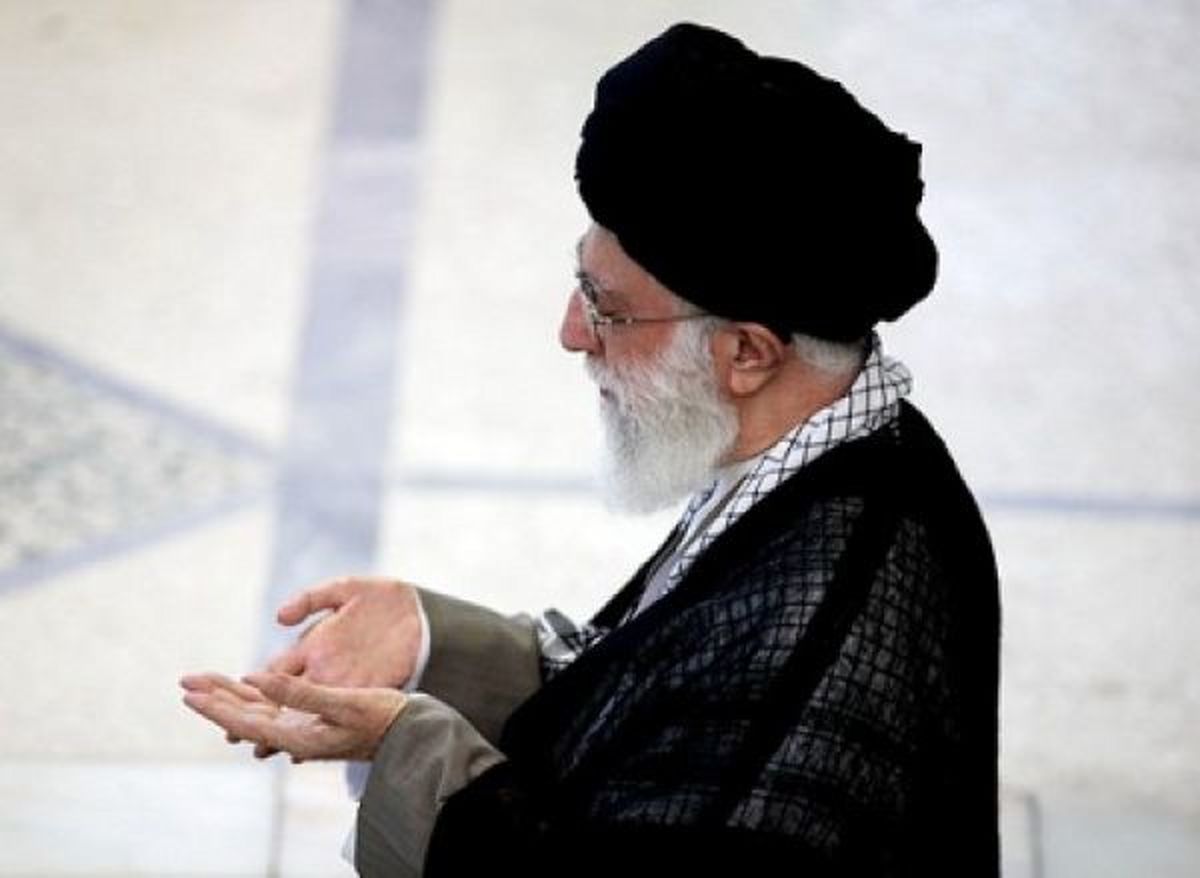 رهبر معظم انقلاب :آتش به اختیار به معنای بیقانونی و فحاشی نیست