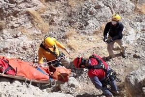 مرگ نوجوان ۱۲ساله بر اثر سقوط از کوه
