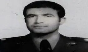 کدام فرمانده ارتش با یک گردان در برابر ۱۲ گردان کماندوی بعثی ایستاد؟