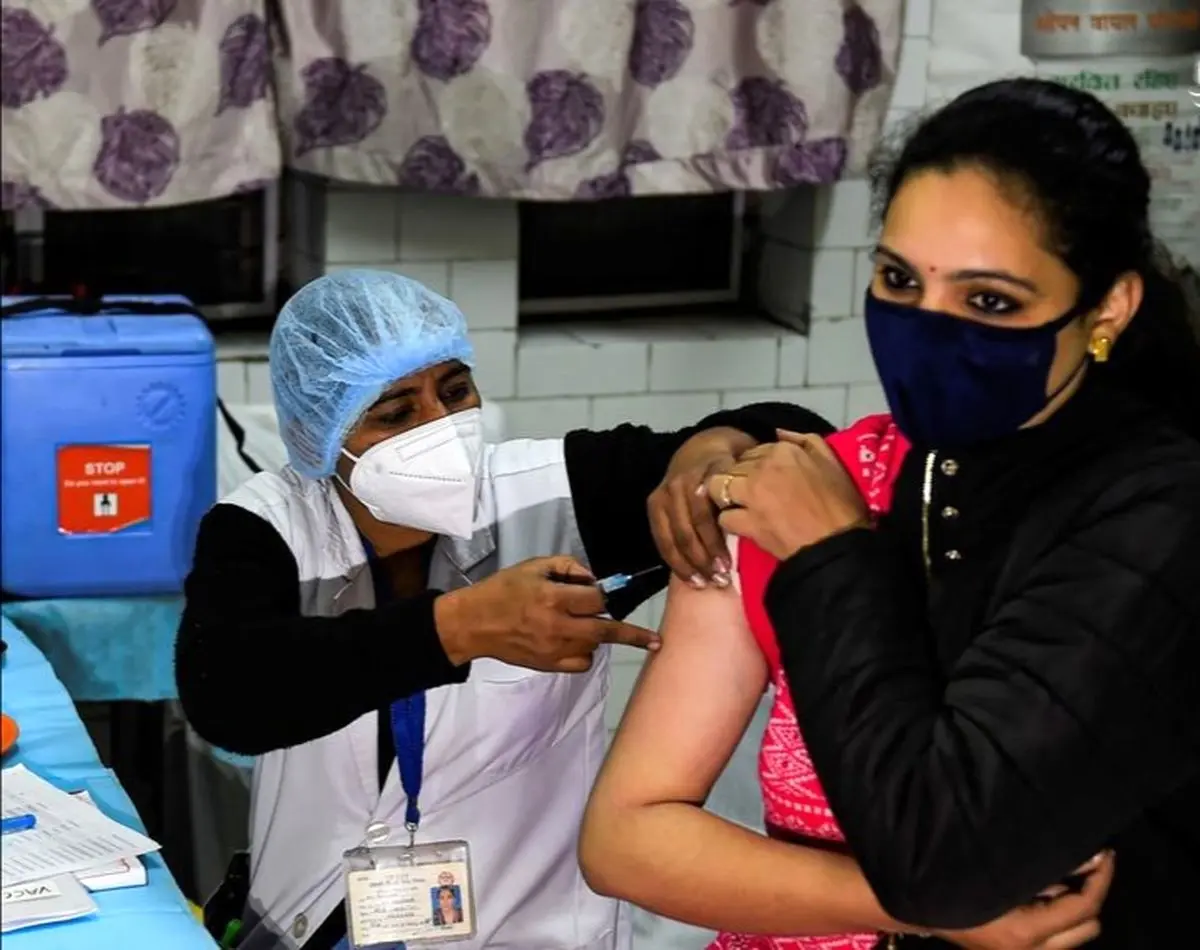 آغاز واکسیناسیون کرونا در هند/ تصاویر