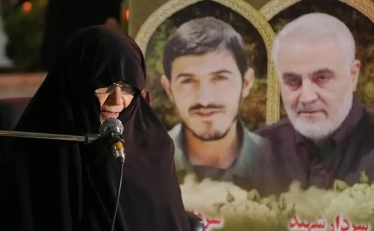 بانویی که حاج قاسم با «پای برهنه» به استقبالش رفت