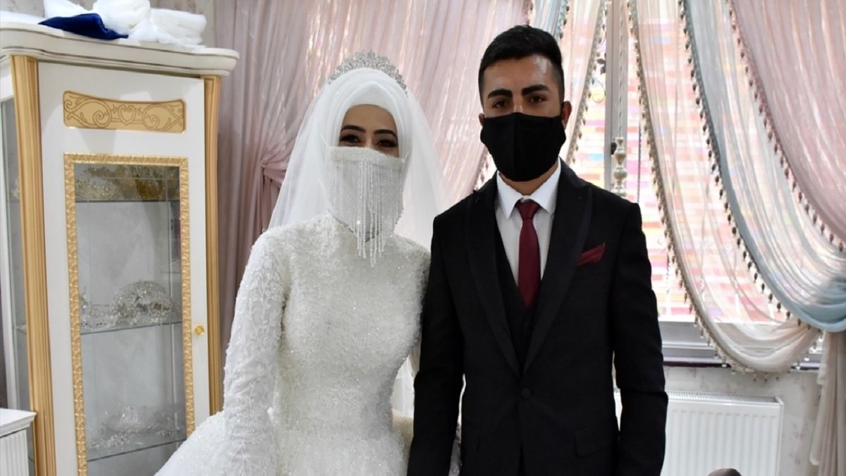 دامادها عاشق کرونا هستند!
