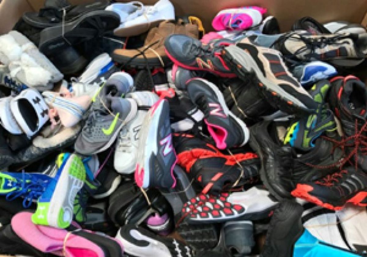 کشف کفش‌های قاچاق در محله جوادیه