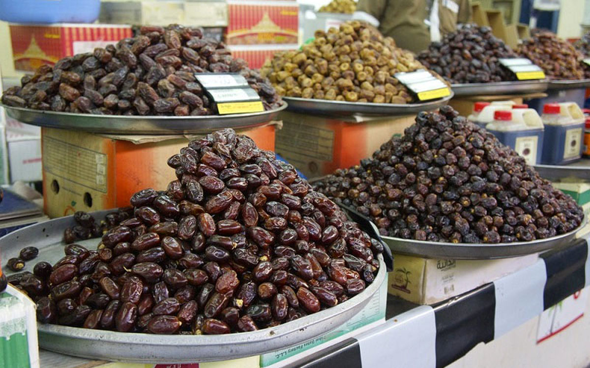 ۶۵هزار تن خرمای نخلداران استان بوشهر روی دست نخلداران و تجار مانده است