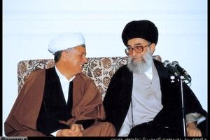 حسن روحانی: آیت الله خامنه‌ای ریاست را نپذیرفت و آقای هاشمی رفسنجانی را پیشنهاد داد